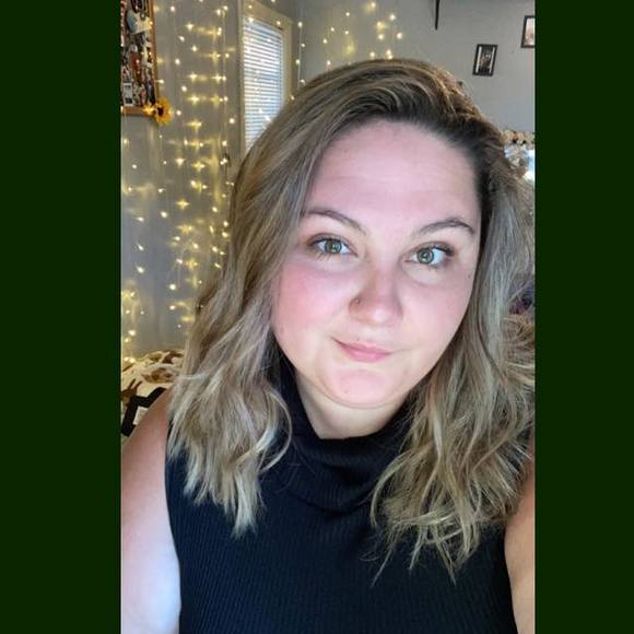 Profile Picture of Alison Mccarthy (@alimac3170) on Poshmark