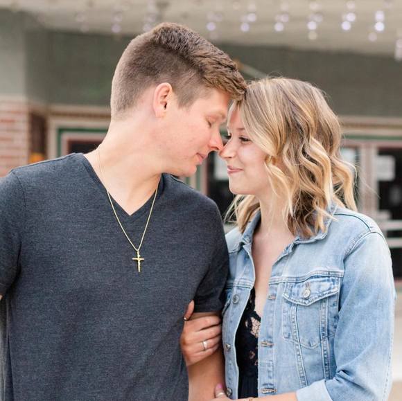 Profile Picture of Nicala Dobbertin (@nicaladobbertin) on Poshmark