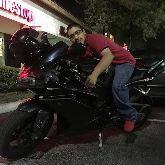 Profile Picture of Luis Arevalo (@luisarevalo322) on Poshmark