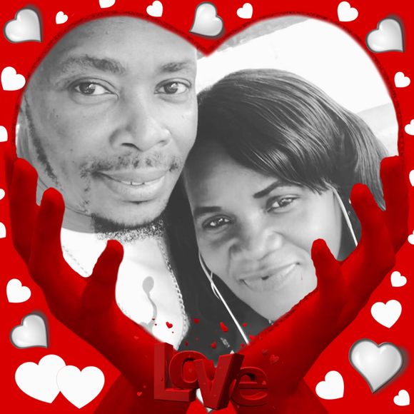 Profile Picture of Simone Adams (@simoneadams) on Poshmark