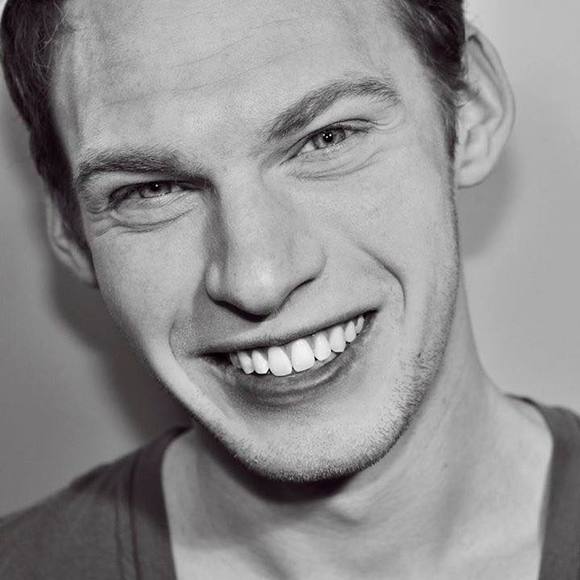 Profile Picture of David James (@davidjames212) on Poshmark