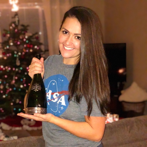 Profile Picture of Marissa Marceau (@marissan87) on Poshmark