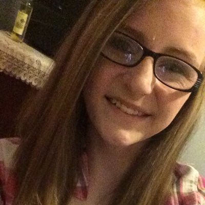 Profile Picture of Bianca Grace Randall (@biancagrace20) on Twitter