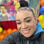 Profile Picture of Lisa Fowler (@slickfox_926) on Instagram