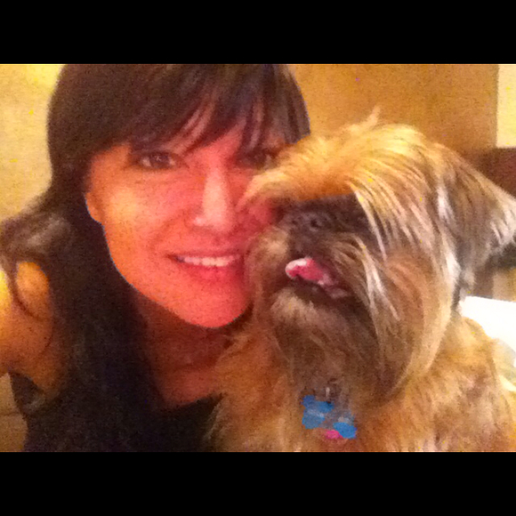 Profile Picture of Alexia Conville (@alexia_creem) on Poshmark