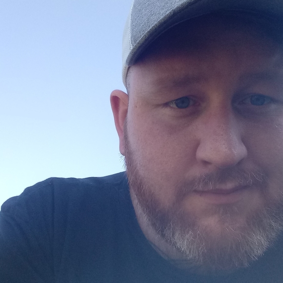 Profile Picture of Zach Freeman (@freeman1524) on Poshmark