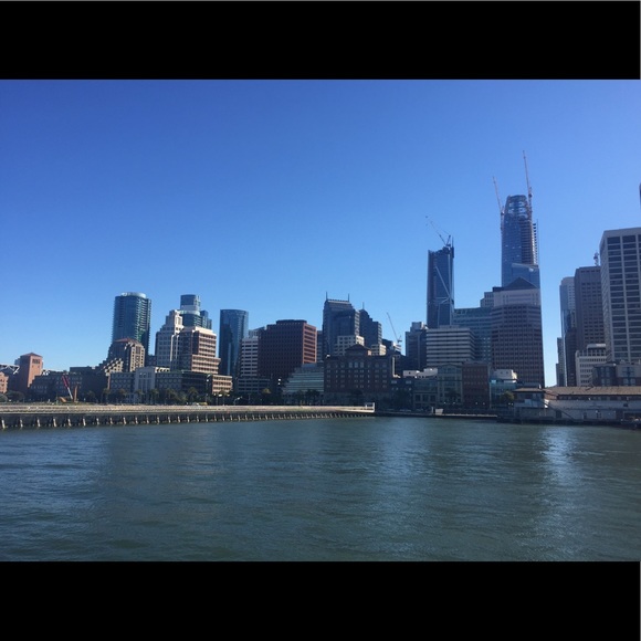 Profile Picture of Abbey Erdlen (@ace3319) on Poshmark