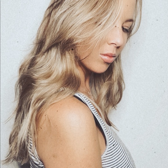 Profile Picture of Paige Aiello (@pmaiello) on Poshmark