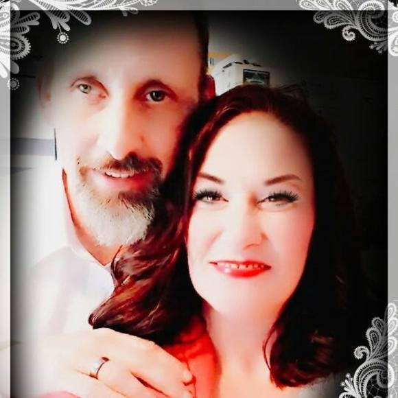 Profile Picture of Lori Winborne-love (@momalove71) on Poshmark