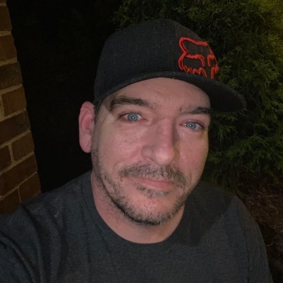 Profile Picture of Jason Palmer (@jasonpalmer571) on Poshmark