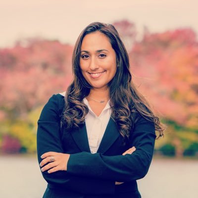 Profile Picture of Louise Scalza (@Lscalza) on Twitter