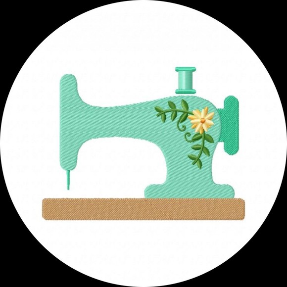 Profile Picture of Joy Pruiksma (@joey9031) on Poshmark