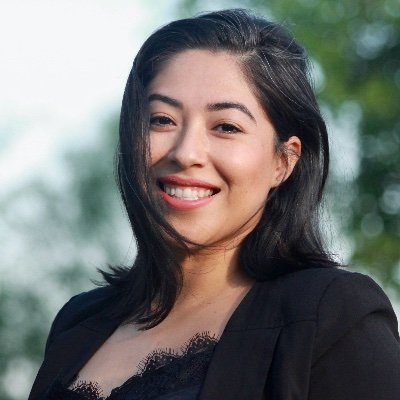 Profile Picture of Nancy Hernández Carlson (@nanc_carlson) on Twitter