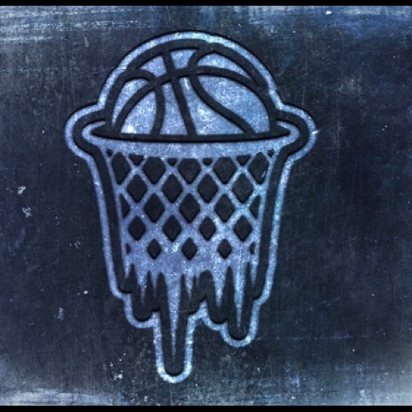 Profile Picture of Liam Thompson (@liam_thompson) on Poshmark