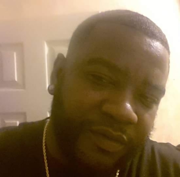 Profile Picture of Gregg Hooks (@hooks83) on Poshmark