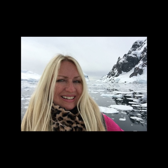 Profile Picture of Barbara Mckay (@u4barbara) on Poshmark