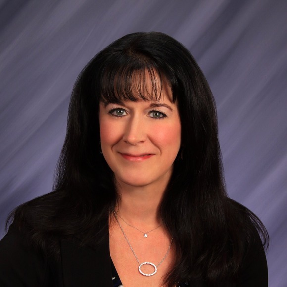 Profile Picture of Kim Hatchell (@kimhatchell) on Poshmark