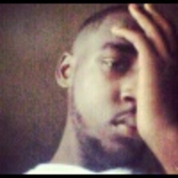 Profile Picture of Jarvis Williams (@jayyy_______) on Poshmark