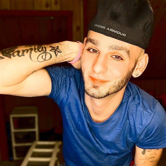 Profile Picture of Aj Joseph (@adamhankins71) on Poshmark