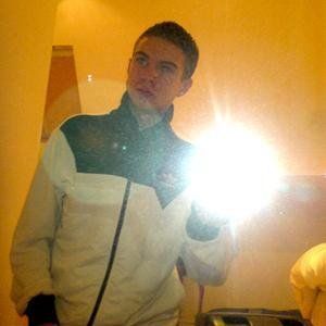 Profile Picture of Andrew Downing (@adowningmusic) on Myspace