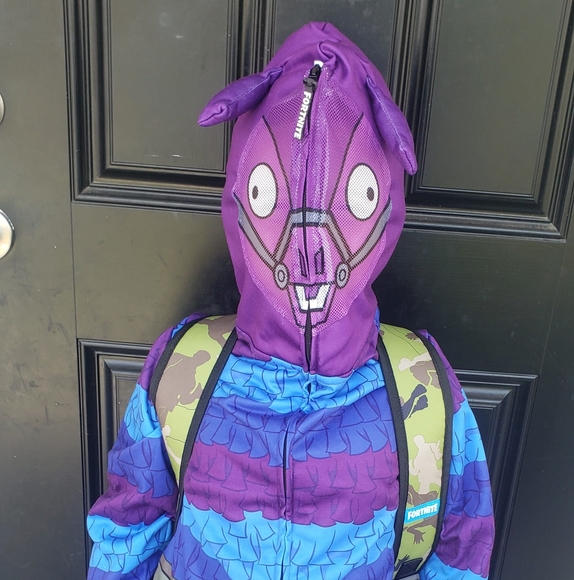 Profile Picture of Amanda Clack (@amandaclack) on Poshmark