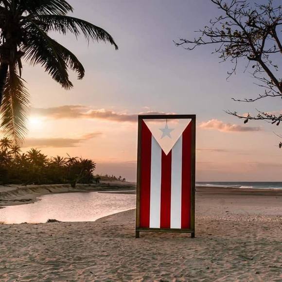 Profile Picture of Luis Rivera (@luisrivera203) on Poshmark