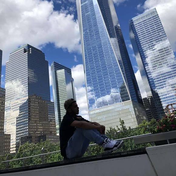 Profile Picture of Daniel Granados (@danielgranad701) on Poshmark