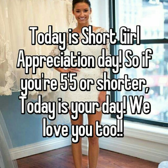 Profile Picture of Alisa Crossno (@alschvy24) on Poshmark