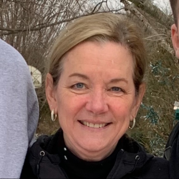 Profile Picture of Peggy Norquist (@pbajelly) on Poshmark