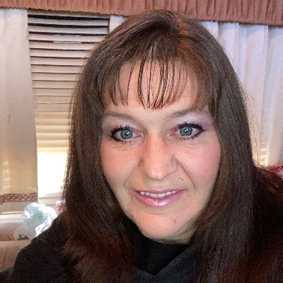 Profile Picture of Jo Dawkins (@JoDawkins4) on Twitter