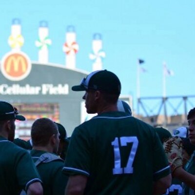 Profile Picture of Ryan Graham (@coachgraham17) on Twitter