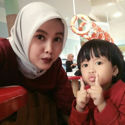 Profile Picture of Anna Nurdiana Halim (@annahaliiim) on Twitter