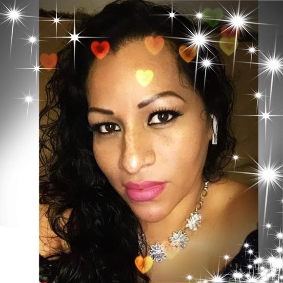 Profile Picture of Rosario Partida (@rosariopartida) on Poshmark