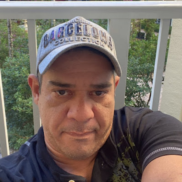 Profile Picture of Alexander Quintal (@alexquintal72) on Poshmark