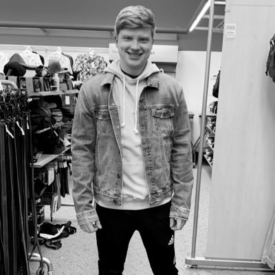 Profile Picture of David Schroeter (@dzschroeter6) on Twitter