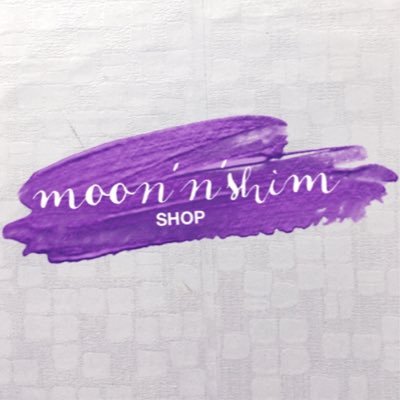 Profile Picture of Moon 'n' Shim Shop (@moonnshim_shop) on Twitter