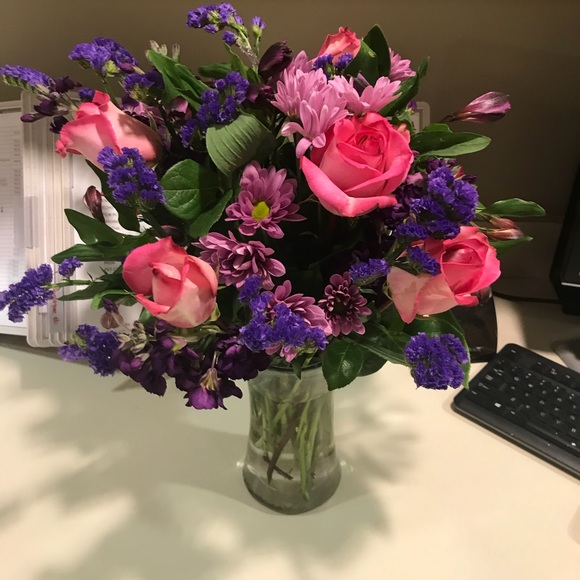 Profile Picture of Shellyann Carey (@shellyc803) on Poshmark