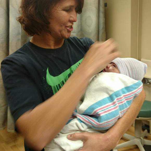 Profile Picture of Debra Smalley (@deb_smalley) on Poshmark