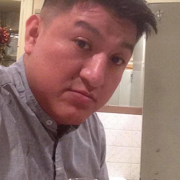 Profile Picture of Carlos Barber (@carlosbarber) on Poshmark