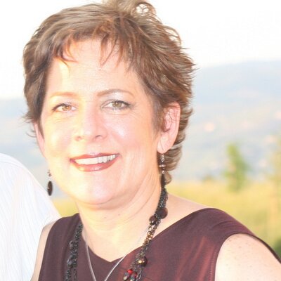 Profile Picture of Julie Conroy (@julieconroy) on Twitter