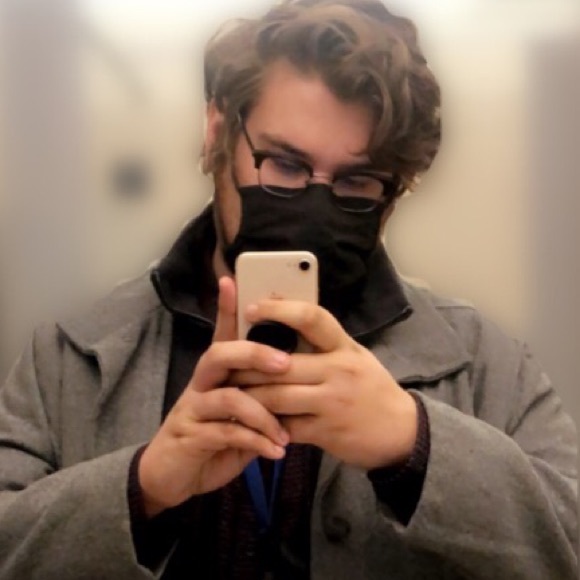 Profile Picture of Ian Hobson (@lkroyal) on Poshmark