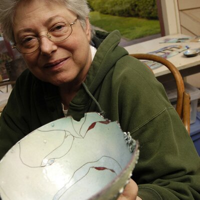 Profile Picture of Judy Stone (@jstoneenamels) on Twitter