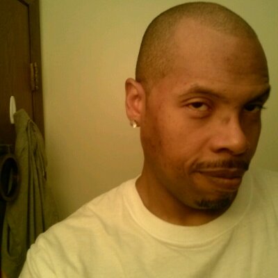 Profile Picture of Vaughn Gates (@Wizard1Kelly) on Twitter