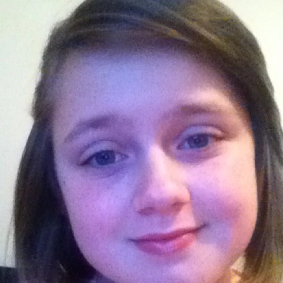 Davine Myers - Poshmark Profile Picture of Davine Myers (@davinemyers) on Poshmark