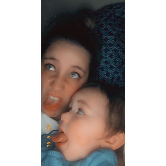 Profile Picture of Shawna Wilkins (@llmss696) on Poshmark