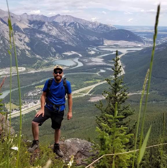 Profile Picture of Kyle Lavin (@kyle_lavin_415) on Poshmark