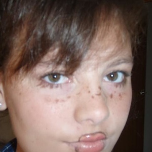 Profile Picture of Hope Swann (@8cute_as_a_button8) on Myspace