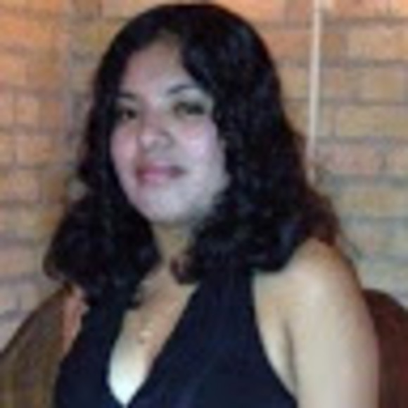 Profile Picture of Yesa Caballero (@yesacaballero) on Poshmark