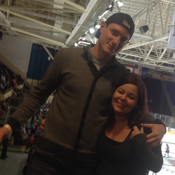 Profile Picture of Katy Lemelin (@hulahoopingpixi) on Poshmark