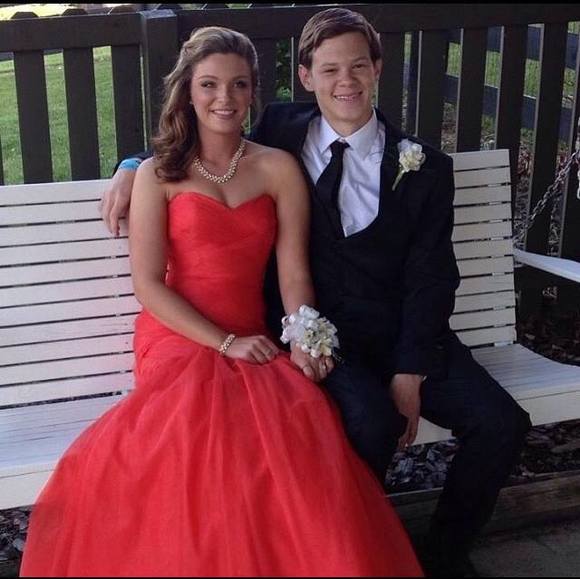 Profile Picture of Elijah Vaughn (@elijahvaughn) on Poshmark